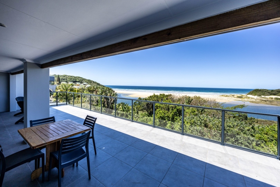 7 Bedroom Property for Sale in Cintsa East Eastern Cape